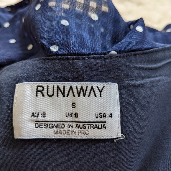 RUNAWAY polka dot blue and white off the cold shoulder ruffled wrap top blouse s - Picture 11 of 16